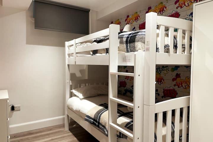 Lovely 3 Bedroom Apartment With Private Garden In Edinburgh City Centre Экстерьер фото