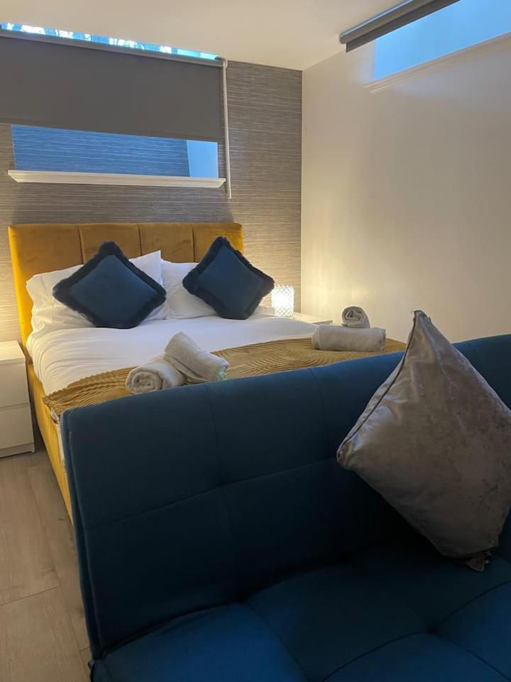 Lovely 3 Bedroom Apartment With Private Garden In Edinburgh City Centre Экстерьер фото