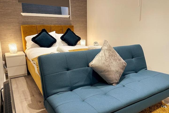 Lovely 3 Bedroom Apartment With Private Garden In Edinburgh City Centre Экстерьер фото
