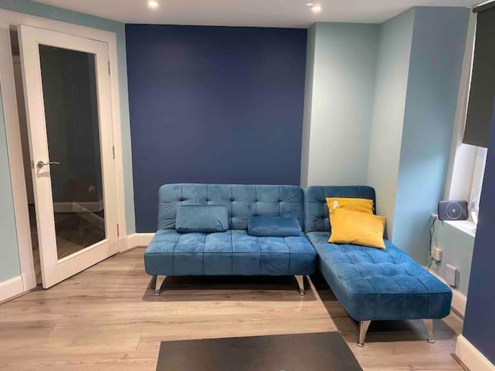 Lovely 3 Bedroom Apartment With Private Garden In Edinburgh City Centre Экстерьер фото