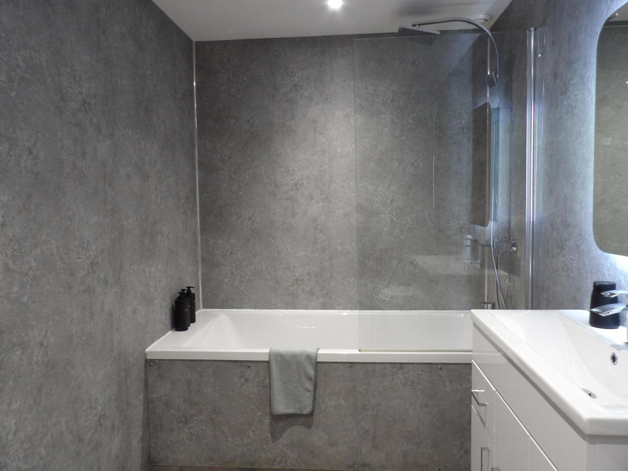 Lovely 3 Bedroom Apartment With Private Garden In Edinburgh City Centre Экстерьер фото