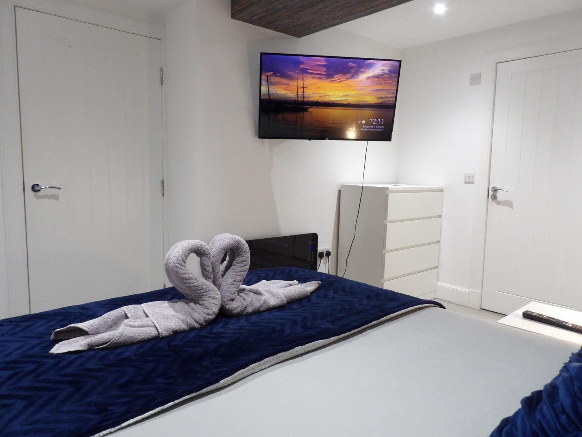 Lovely 3 Bedroom Apartment With Private Garden In Edinburgh City Centre Экстерьер фото