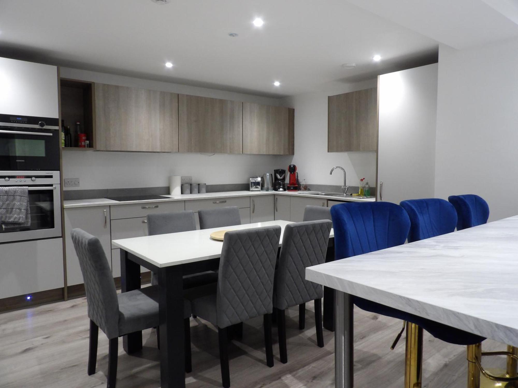 Lovely 3 Bedroom Apartment With Private Garden In Edinburgh City Centre Экстерьер фото