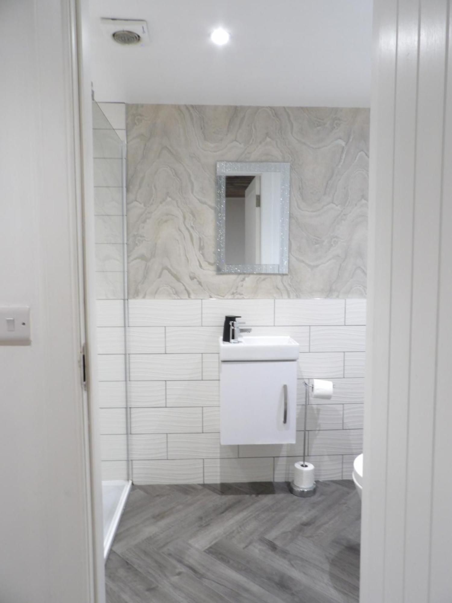 Lovely 3 Bedroom Apartment With Private Garden In Edinburgh City Centre Экстерьер фото